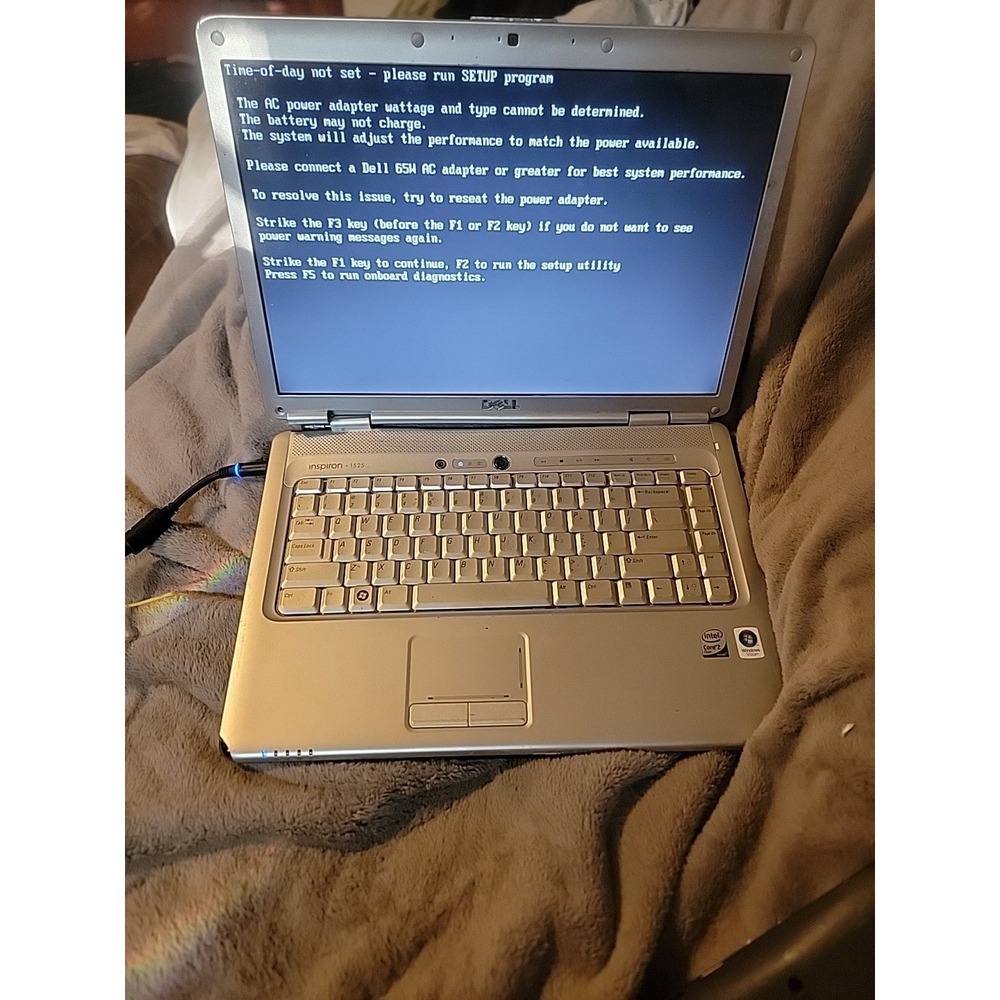 Dell Inspiron 1525‎ Laptop — READ